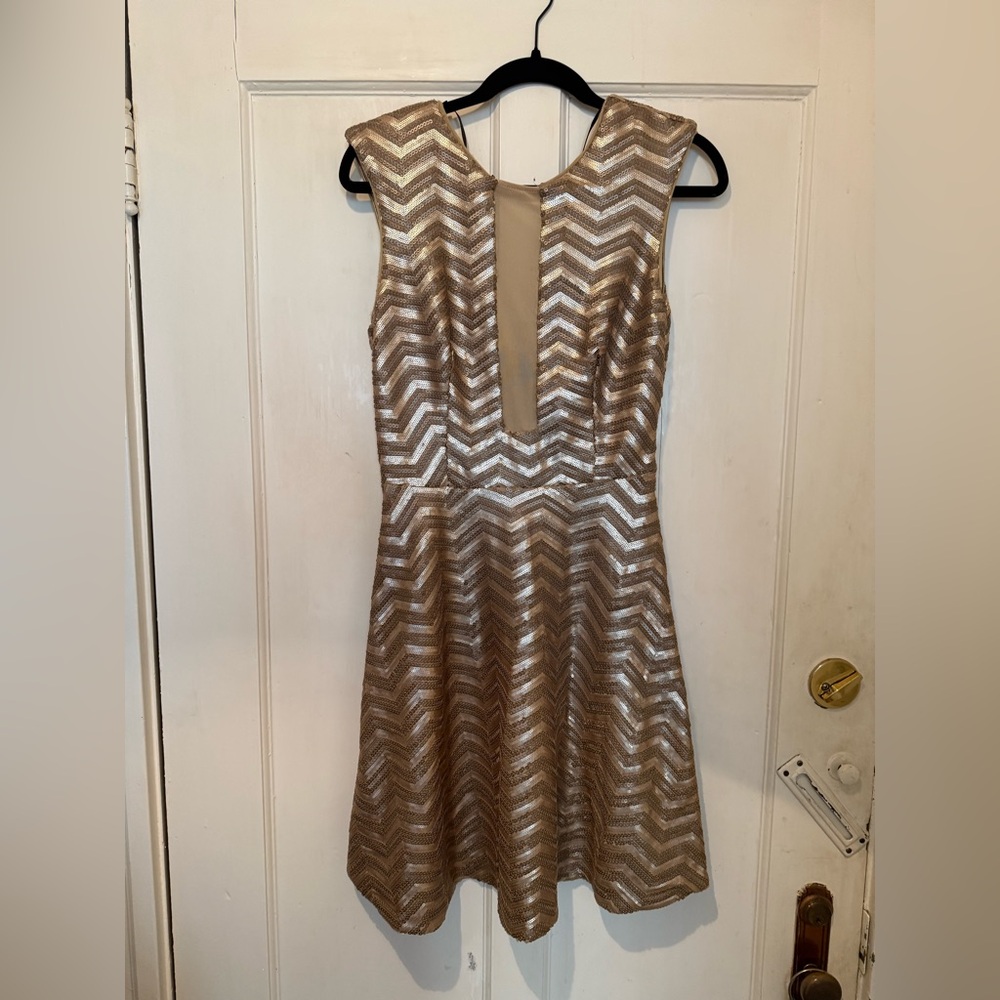 BEBE Gold, size Medium, Great condition